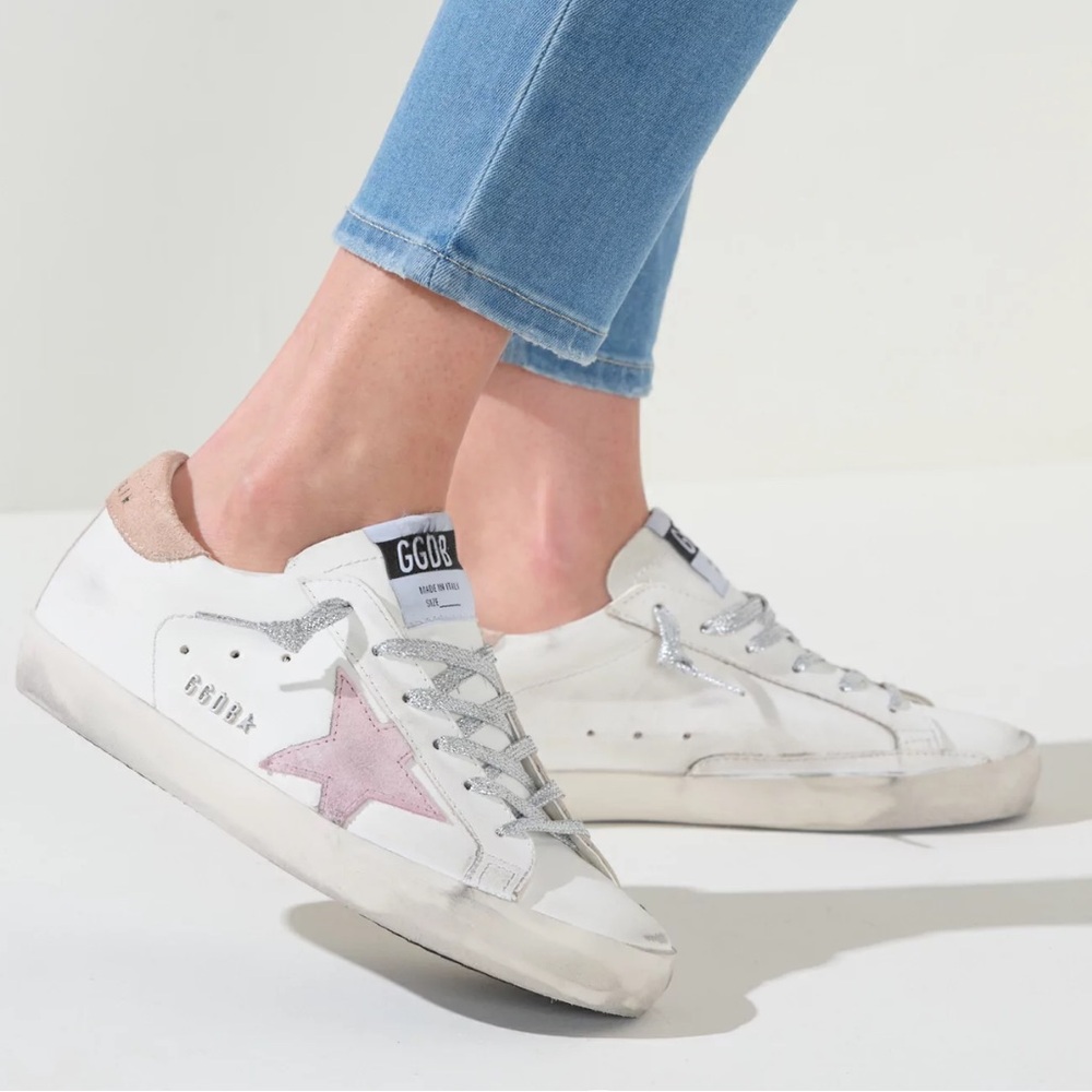 Golden Goose Leather Super Stars in Optic White/Antique Pink Star, NWOT, Size 9